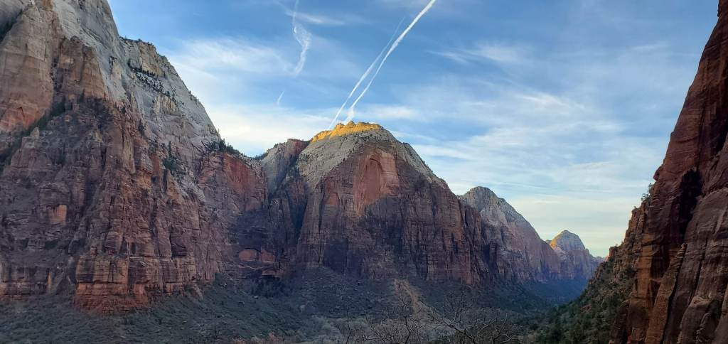 Hiking in Zion National Park During Summer: Tips to Beat the&nbsp;Heat