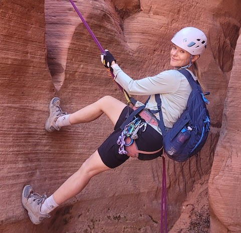 Diana’s Throne Canyoneering Route: A Beginner Slot Canyon Near Zion in Southern&nbsp;Utah